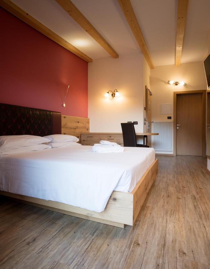 Hotel Crepei Pozza di Fassa Exterior photo